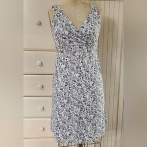 Eddie Bauer Gray and White Geometric Dress